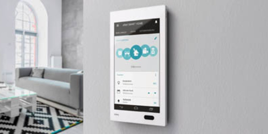 Bedienzentrale Gira G1 bei Elektro Kleinschroth GmbH in Marktsteft