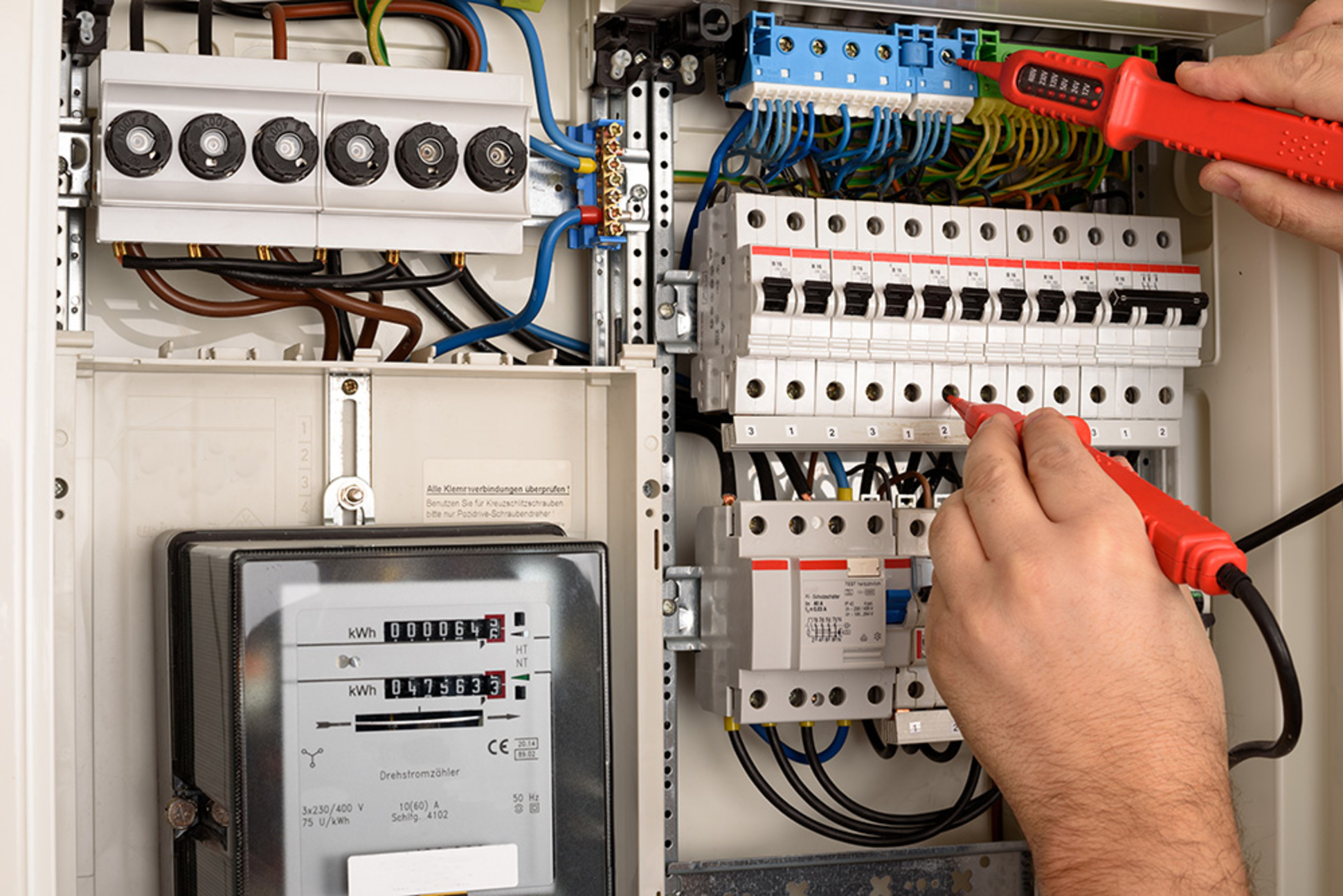 E-Check bei Elektro Kleinschroth GmbH in Marktsteft