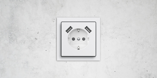 SCHUKO® USB-Steckdose bei Elektro Kleinschroth GmbH in Marktsteft