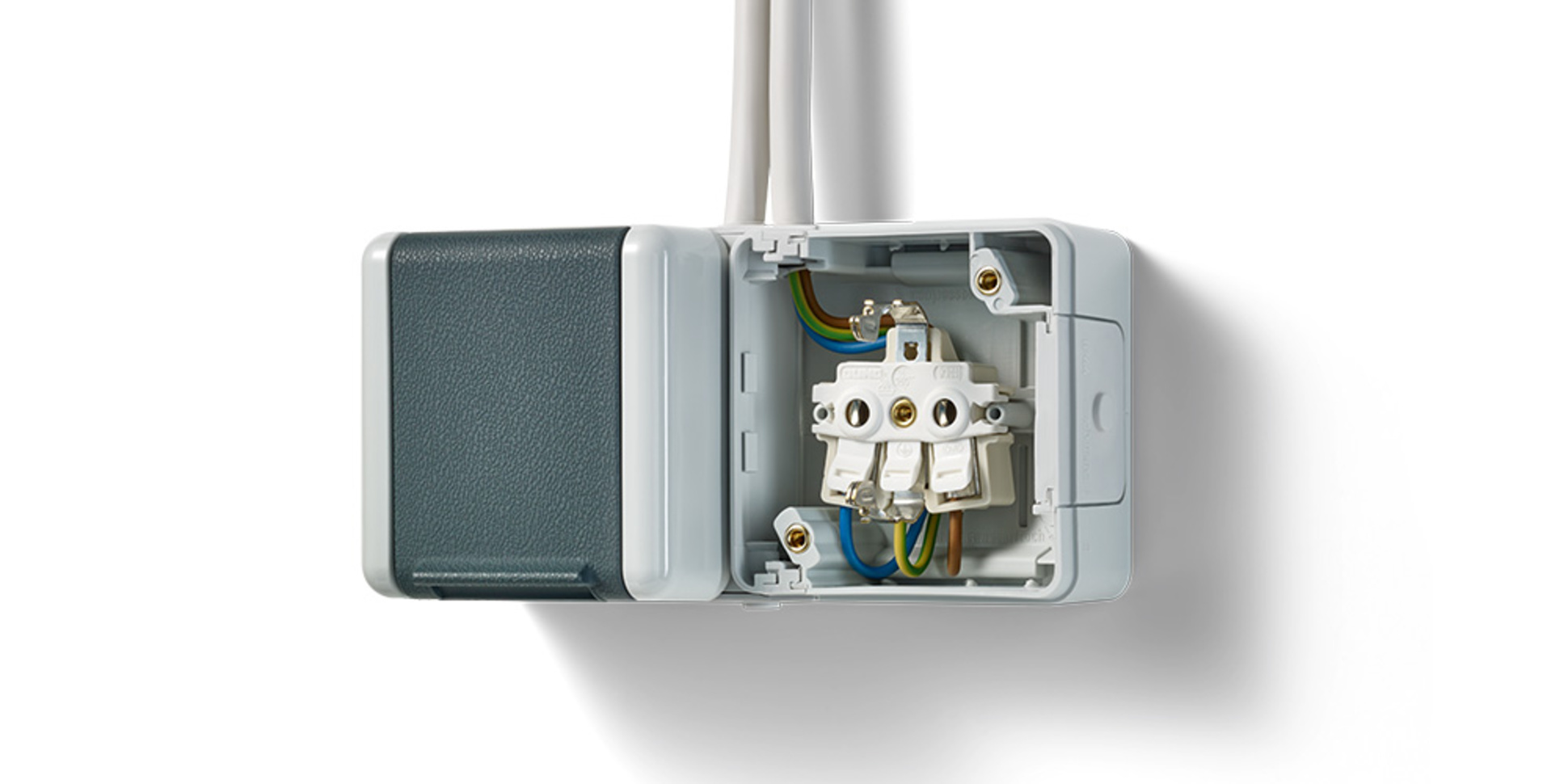 Doppelsteckdose mit Trennsteg bei Elektro Kleinschroth GmbH in Marktsteft