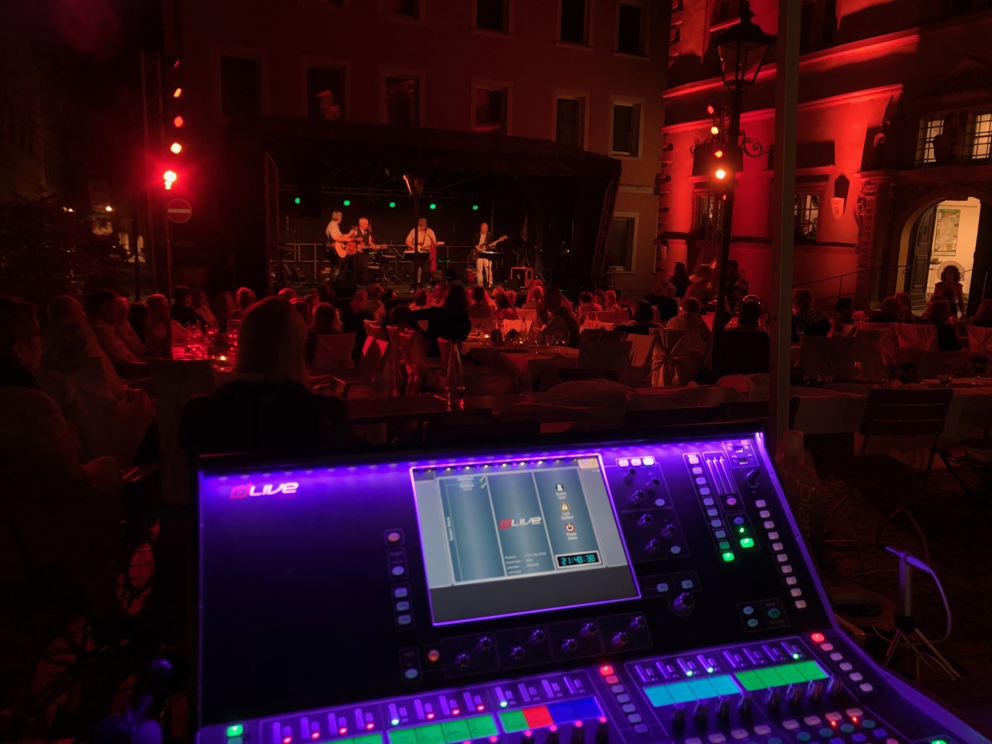 SOUND&LIGHT bei Elektro Kleinschroth GmbH in Marktsteft