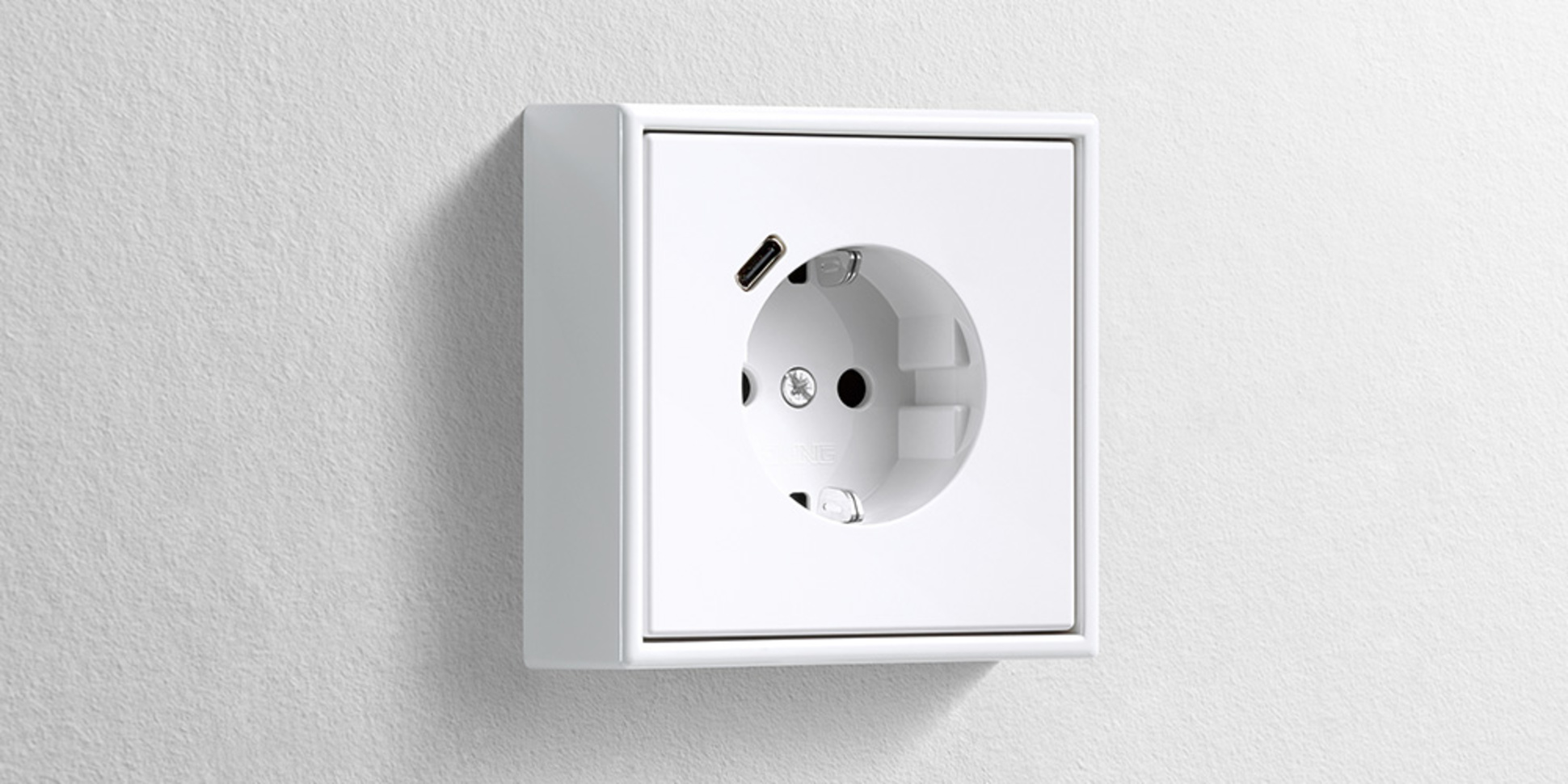 Erweiterter Anschlussraum für die Nachrüstung bei Elektro Kleinschroth GmbH in Marktsteft