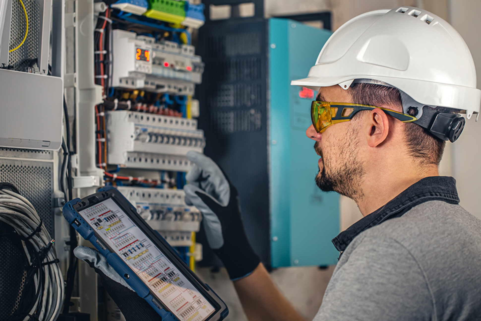Industrie und Gewerbe bei Elektro Kleinschroth GmbH in Marktsteft