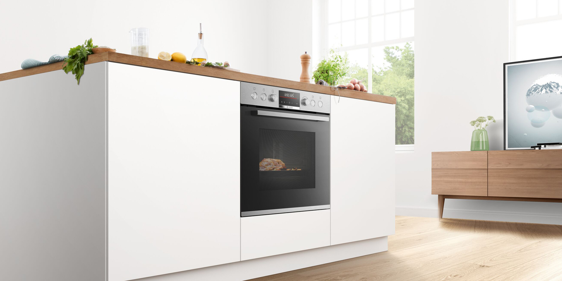 Backöfen und Herdsets bei Elektro Kleinschroth GmbH in Marktsteft